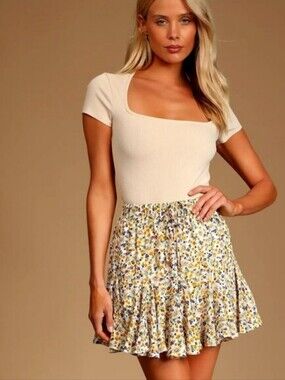 Lulu's Queen of Spring Ivory Floral Print Ruffled Mini Skirt Size XS